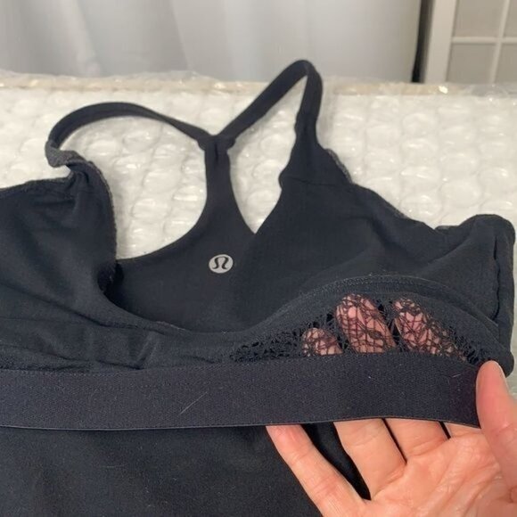 Lululemon Workout Tank Top w/Shelf Bra Racer Back Lycra Black/Grey Sz Small - Picture 6 of 6